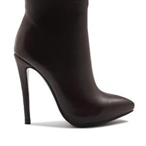 Heel Boot - Brown