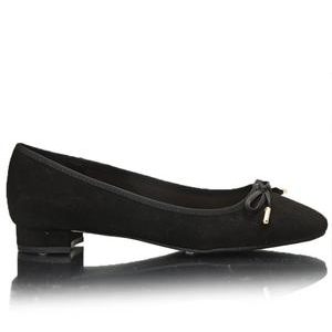 Low Heel Pumps - Black